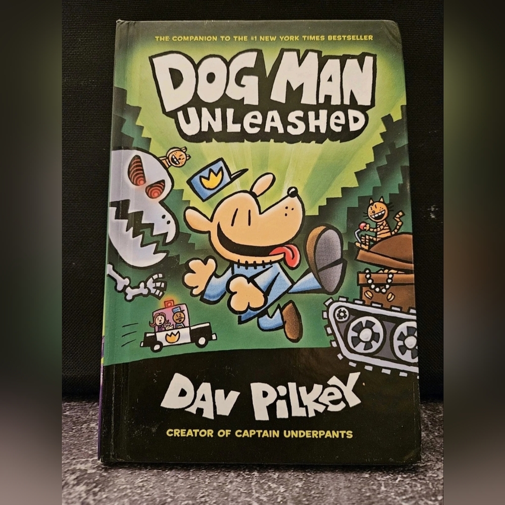 Dog Man Book Series by Dav Pilkey Set Of 8 Books - Picture 8 of 9